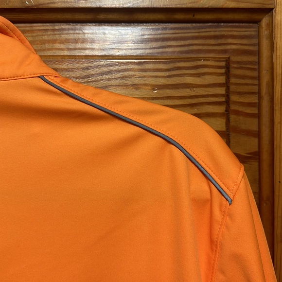 Clique orange jacket with reflective piping on back of jacket. Women’s XL - Picture 5 of 11